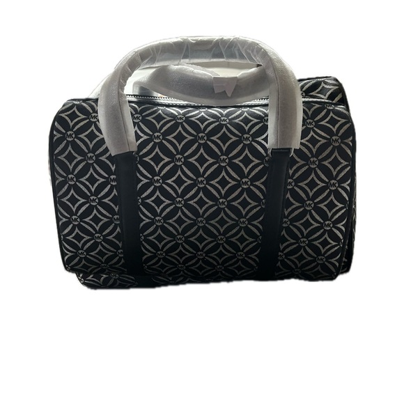 NWT Michael Kors Black and Silver Women's Bag and Wallet - Picture 2 of 6